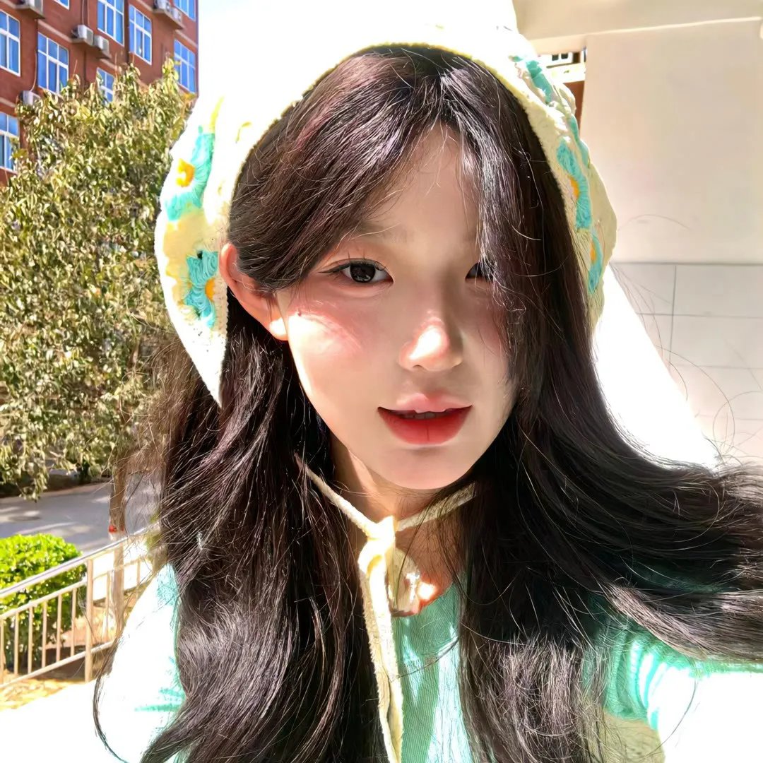 闪婚后，我成了首富的掌上明珠